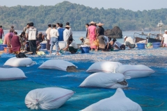 Myanmar - Fischer am Strand